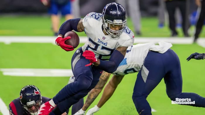 Derrick Henry the Alabama Pro Athlete of the Year again